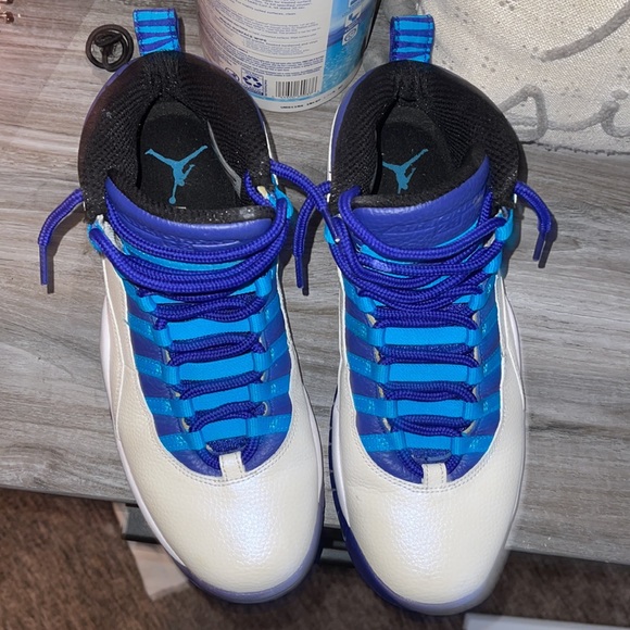 Retro Jordan 10 Charlotte - Picture 2 of 5